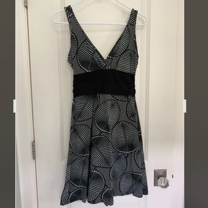 95% Organic cotton/5% spandex Patagonia dress sz S